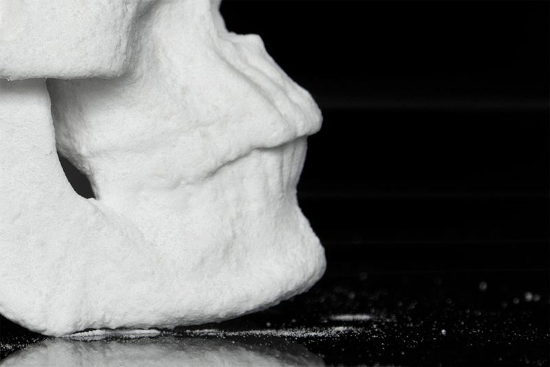 Illustration for article titled This full-size human skull is made out of cocaine